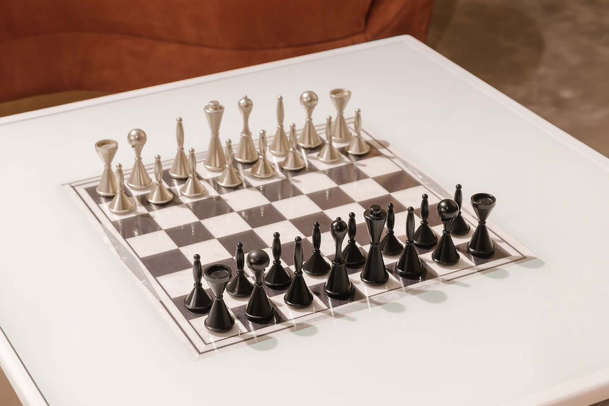 Matto Chess Table