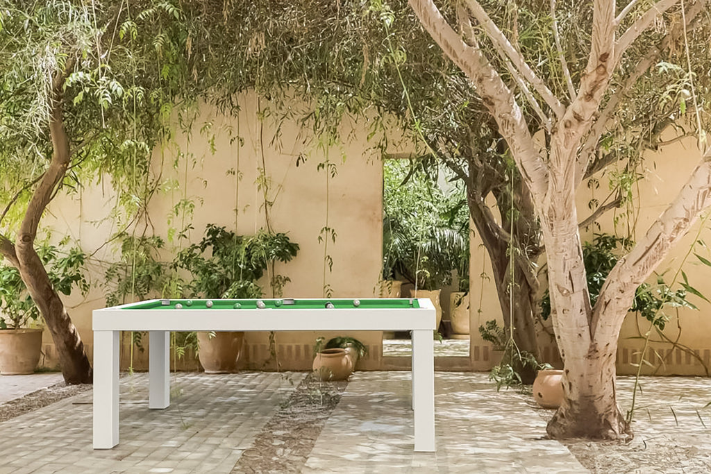 Mercure Outdoor Pool Table